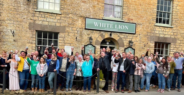 26 Dorset Spotlight - White Lion opens
